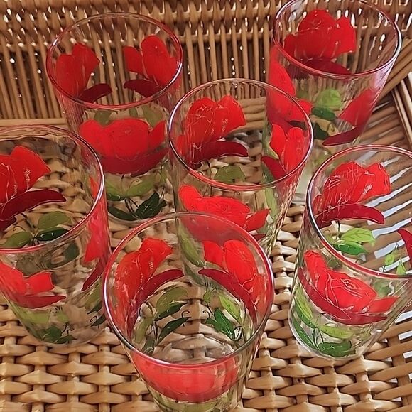 Anchor Hocking Red and Green Floral Glasses - Picture 2 of 9